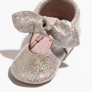 GUC Freshly Picked Glittery Kids Shoes with Bow